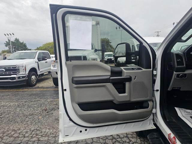 2019 Ford Super Duty F-550 DRW XL