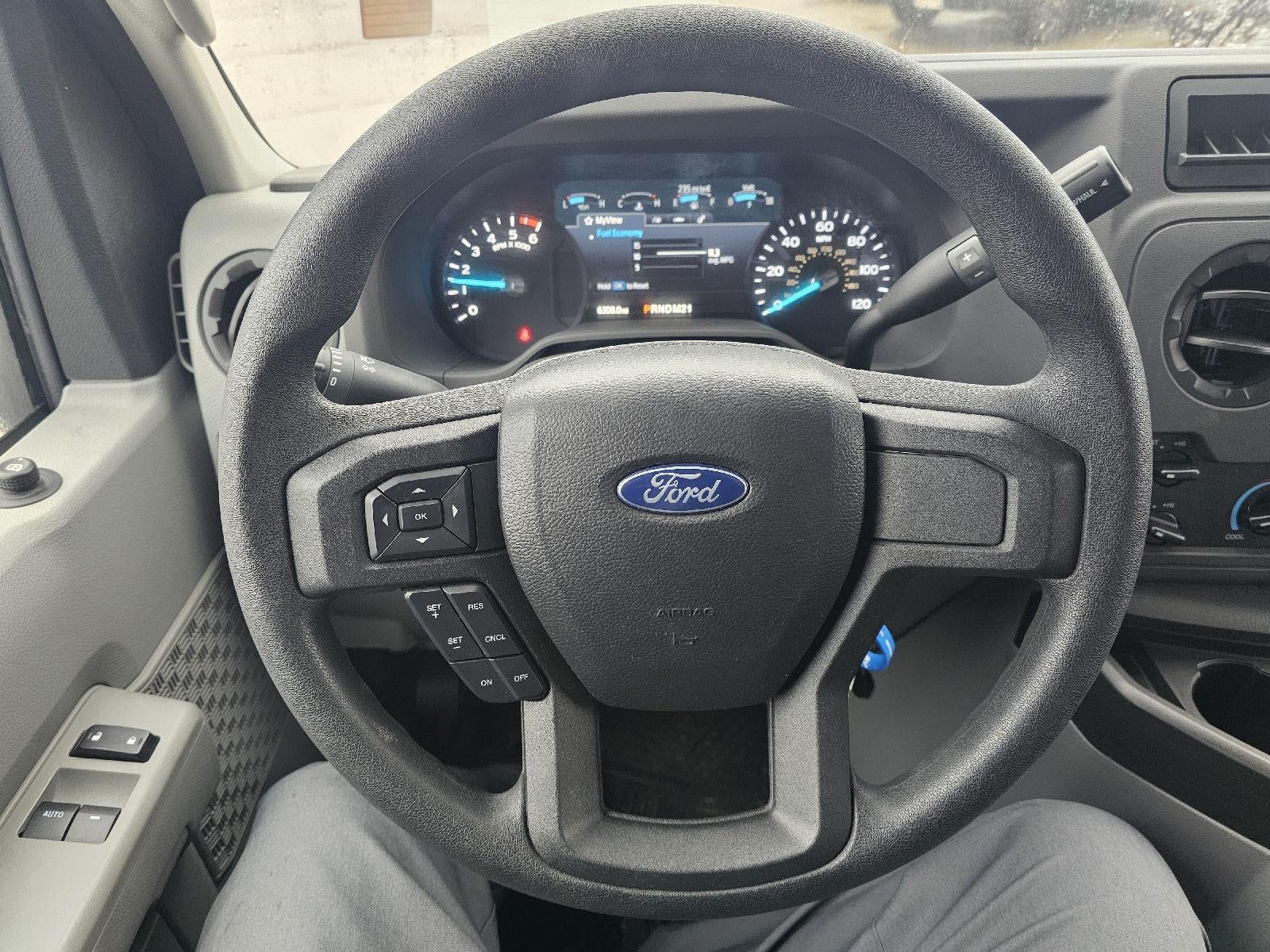 2024 Ford E-Series Cutaway Base