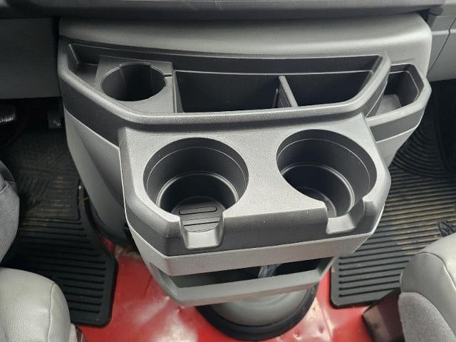 2024 Ford E-Series Cutaway Base