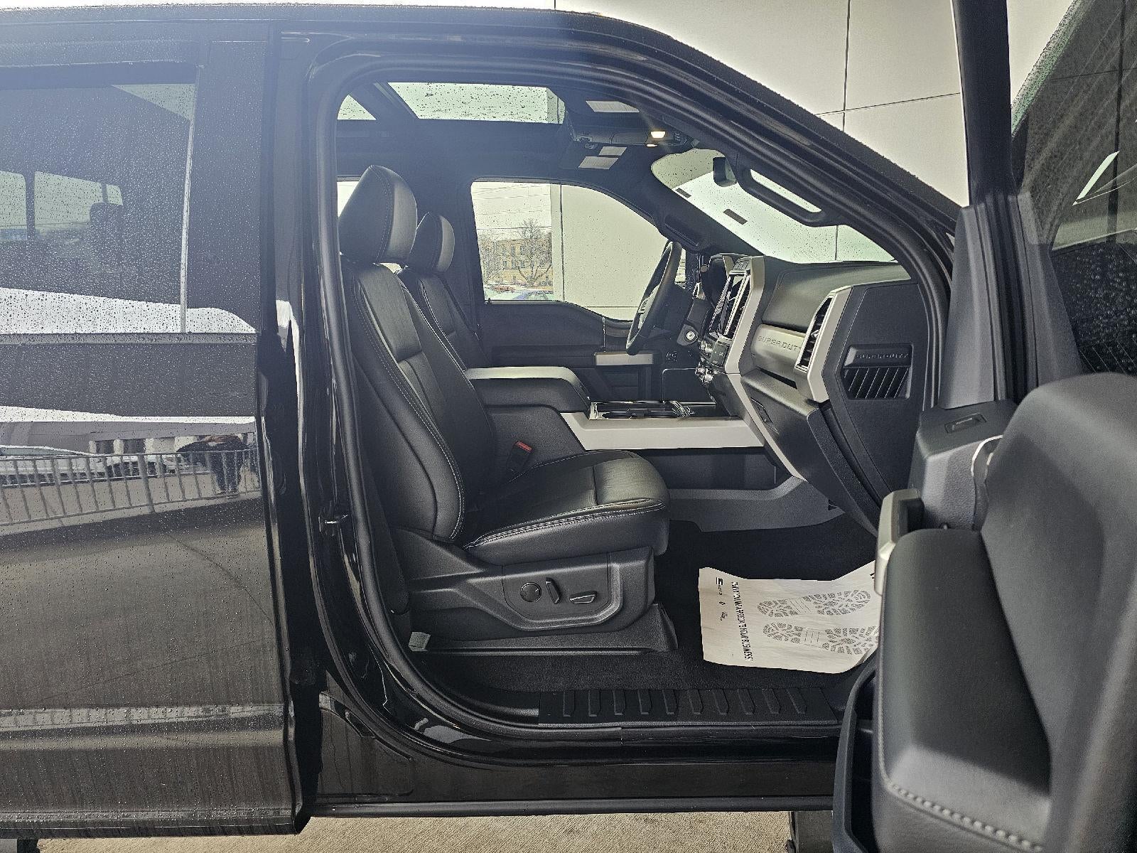 2022 Ford Super Duty F-250 Lariat