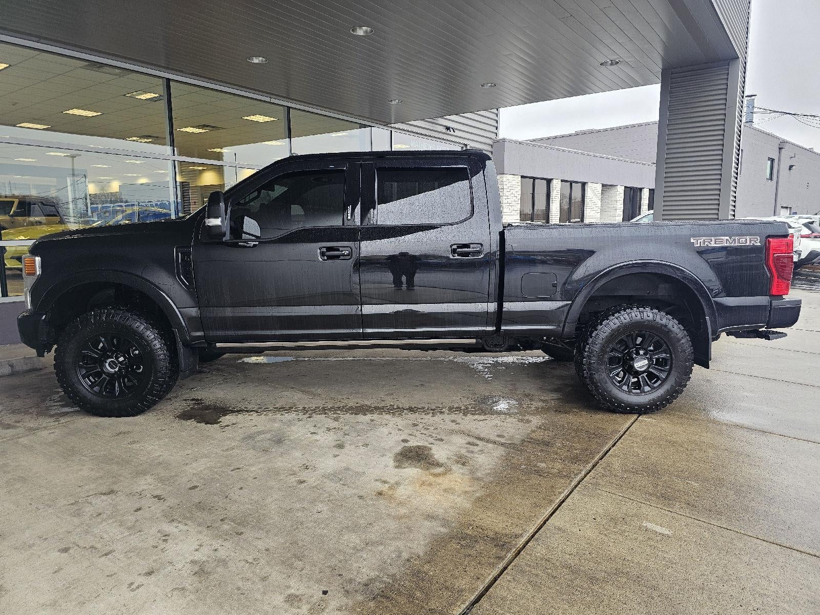 2022 Ford Super Duty F-250 Lariat