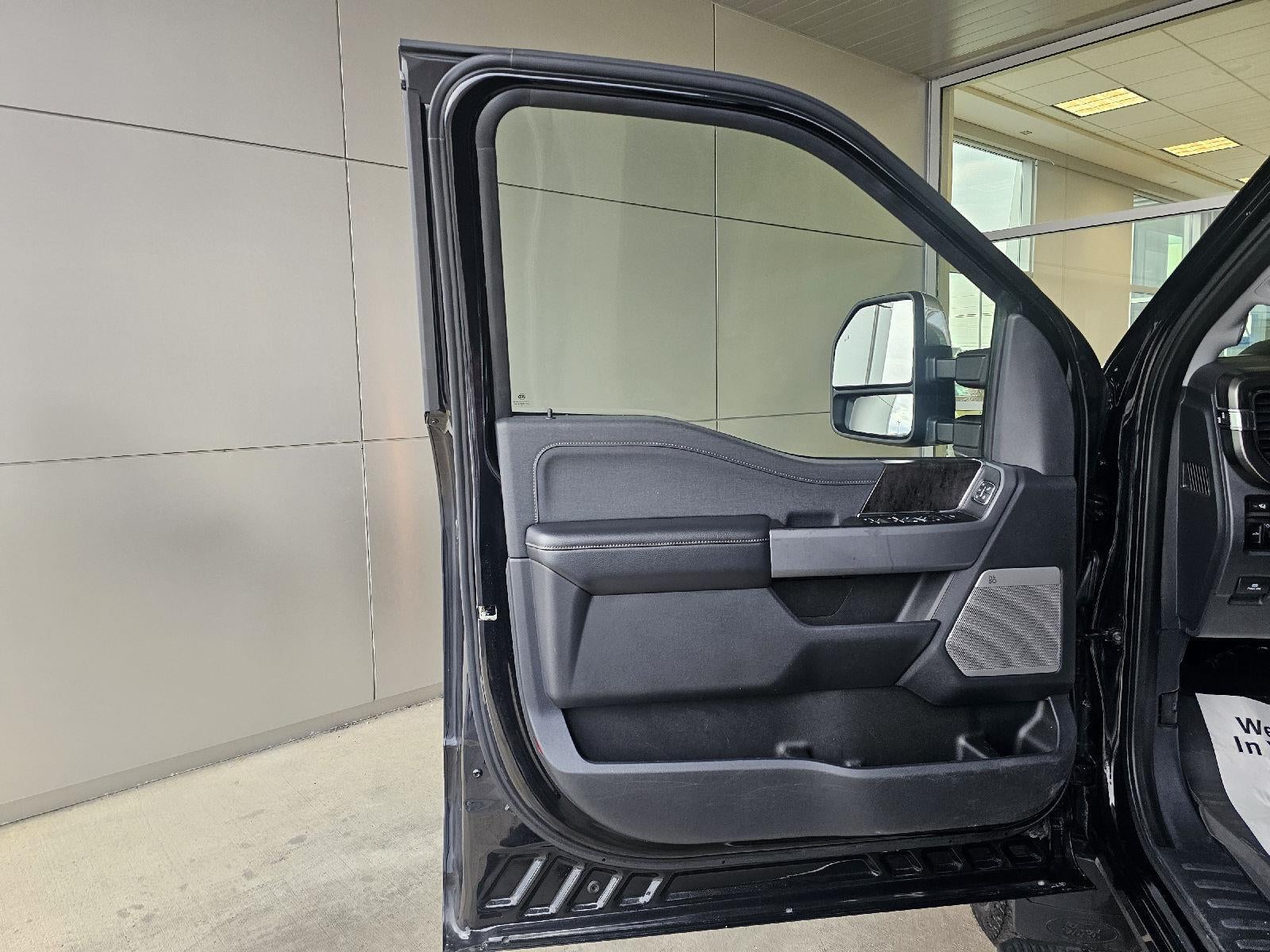 2024 Ford Super Duty F-250 Lariat