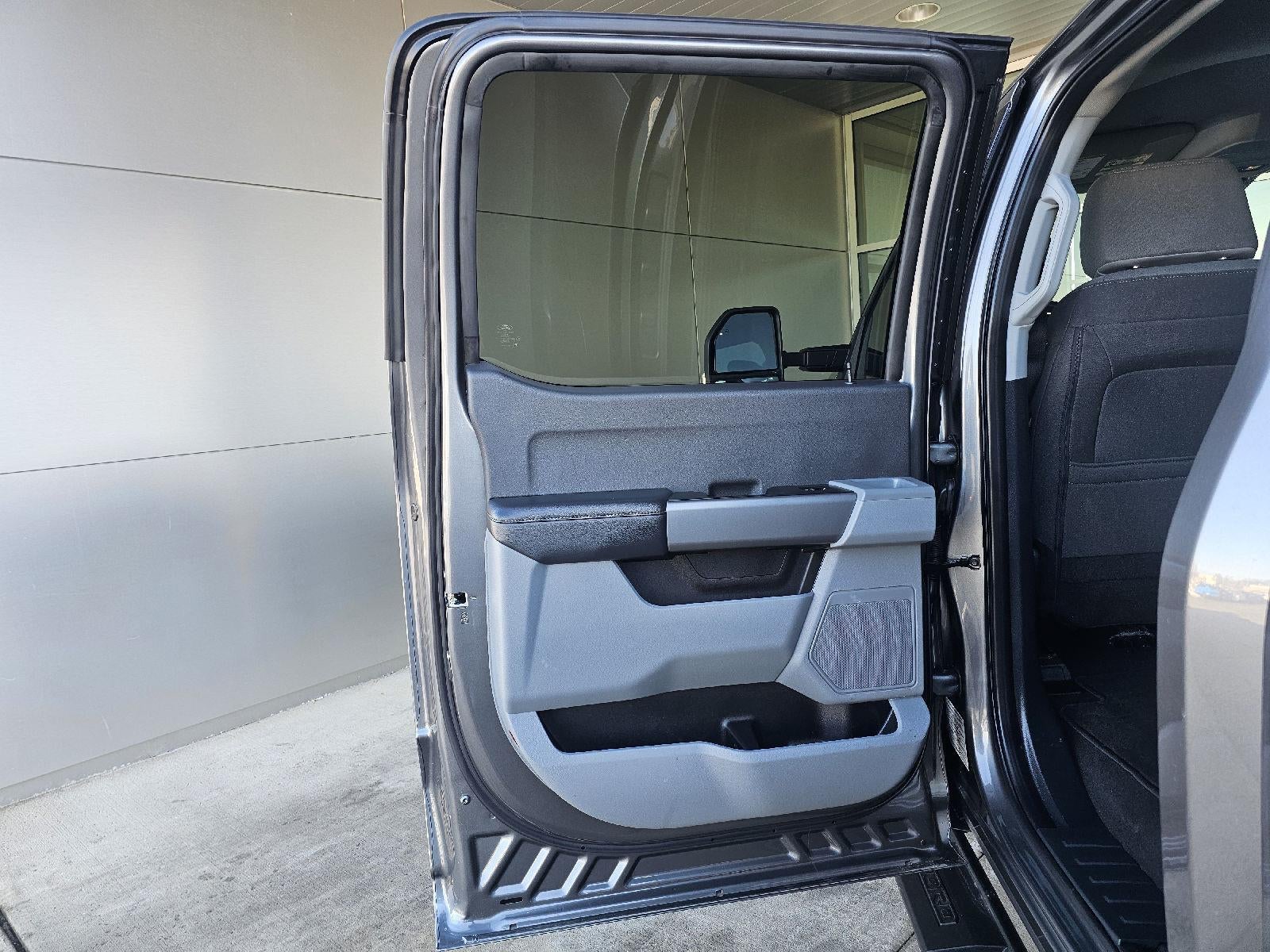 2025 Ford Super Duty F-350 DRW XLT