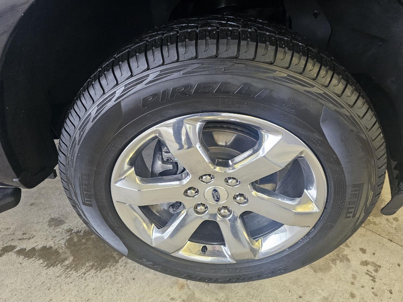 2022 Ford F-150 Base