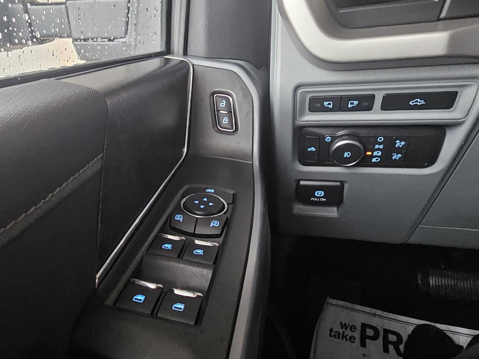 2022 Ford F-150 Base