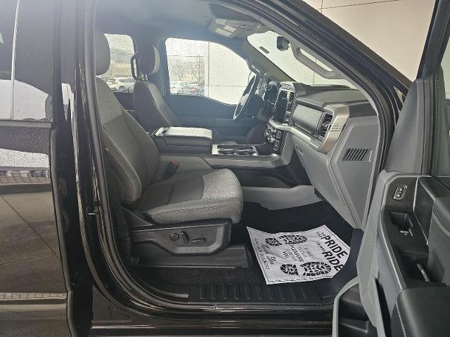 2022 Ford F-150 Base