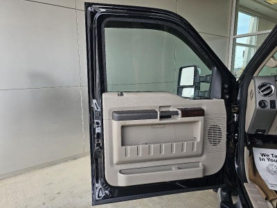 2008 Ford Super Duty F-350 DRW Lariat
