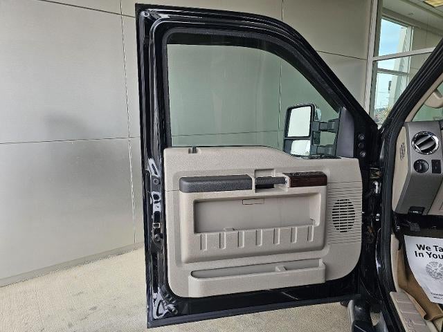 2008 Ford Super Duty F-350 DRW Lariat
