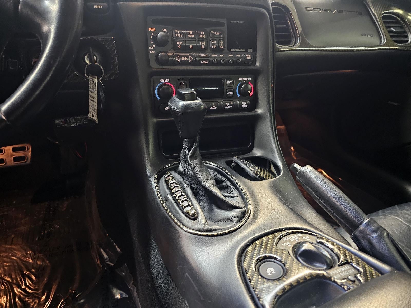 2001 Chevrolet Corvette Base