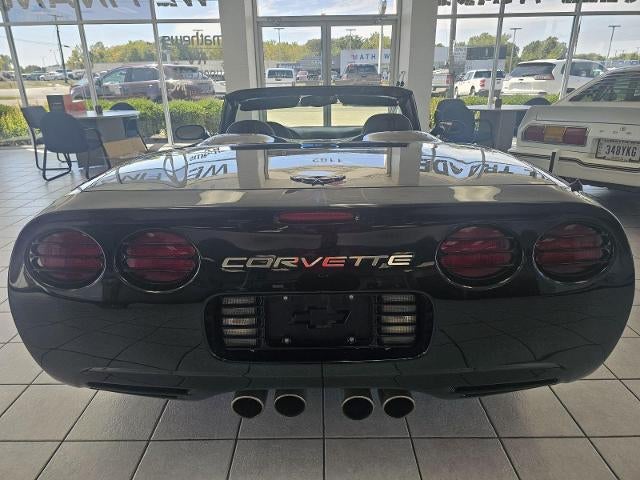 2001 Chevrolet Corvette Base