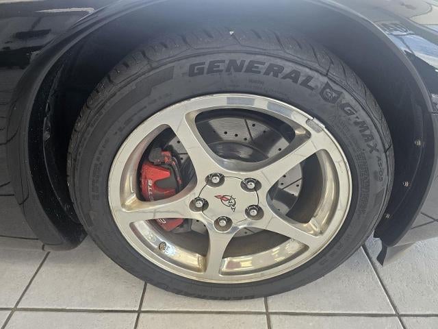 2001 Chevrolet Corvette Base