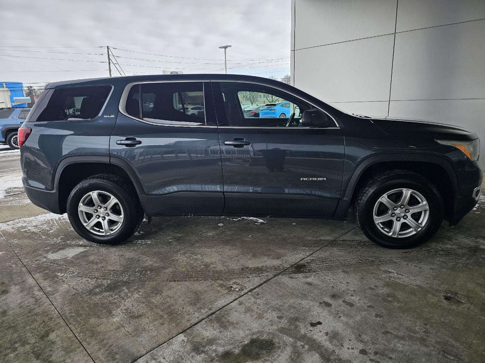 2019 GMC Acadia SLE