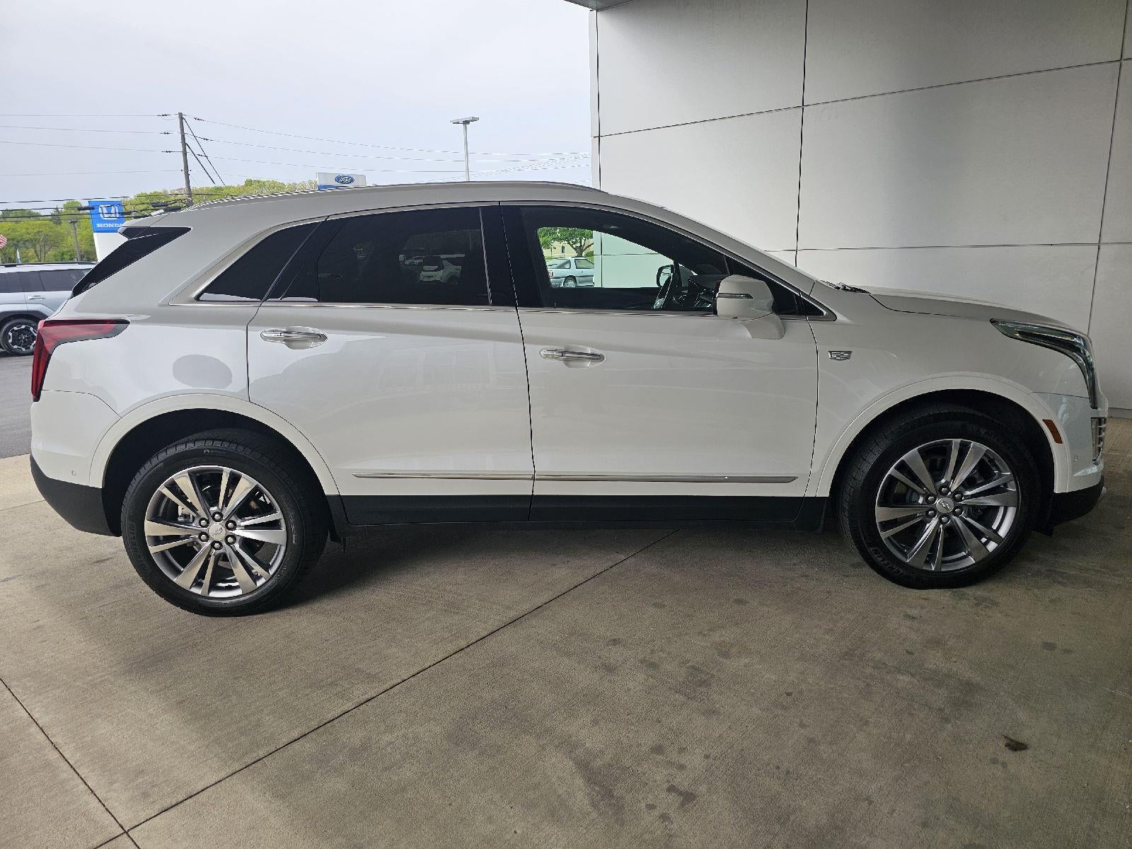 2024 Cadillac XT5 AWD Premium Luxury