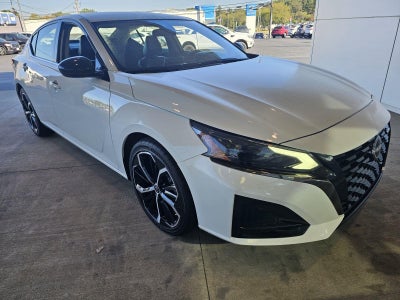 2023 Nissan Altima 2.5 SR