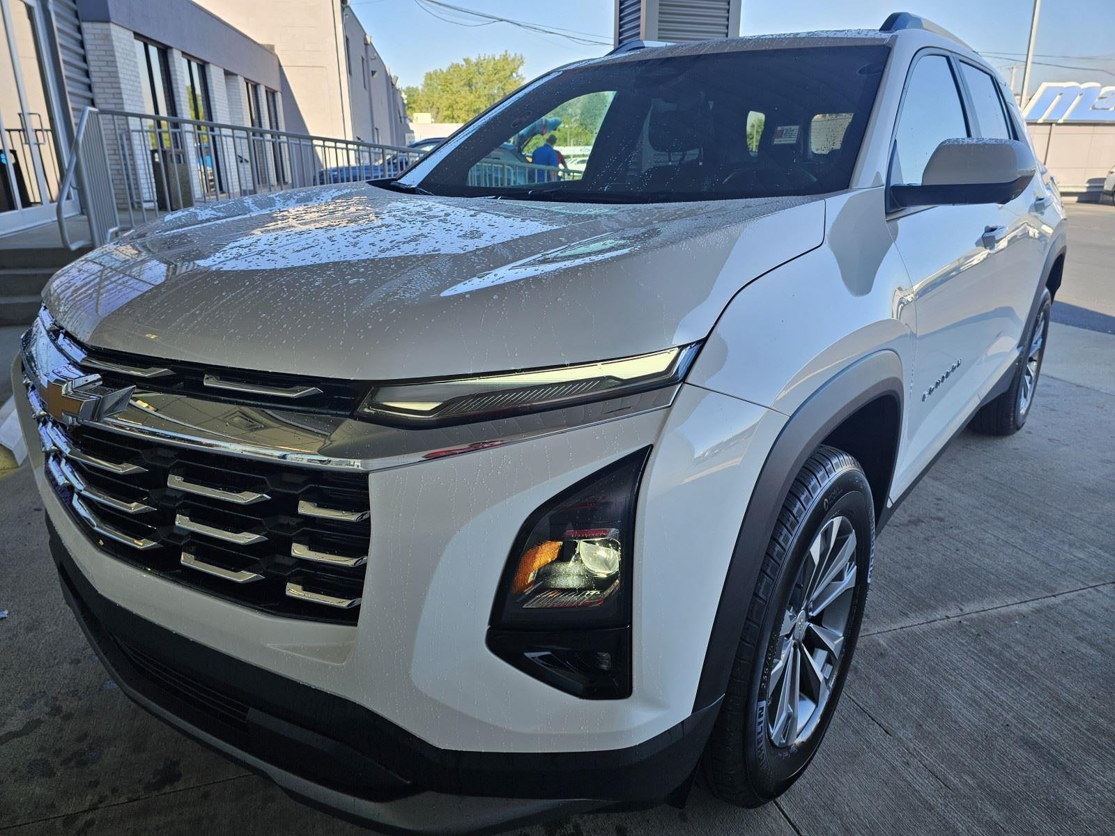 2025 Chevrolet Equinox AWD LT