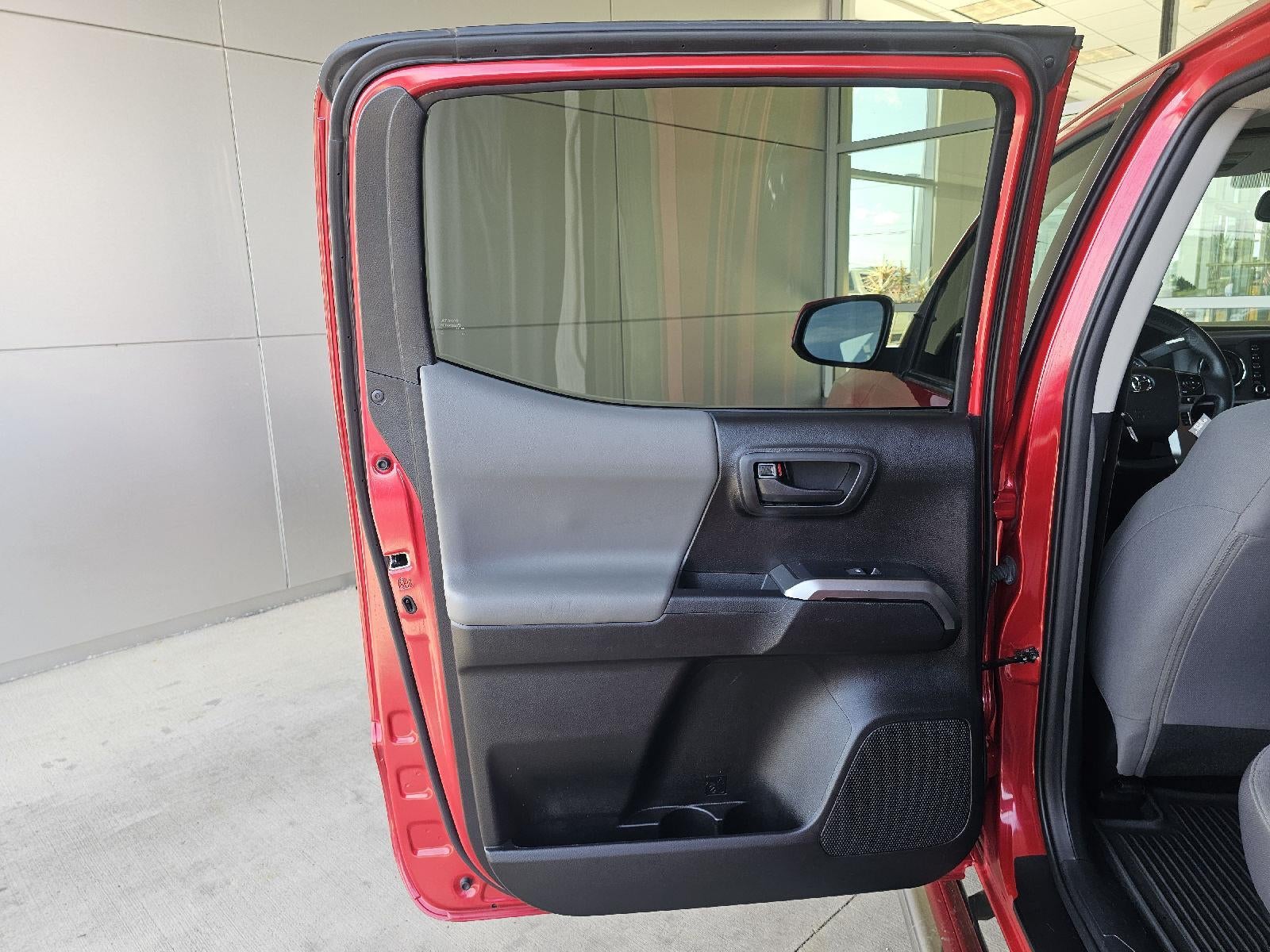 2021 Toyota Tacoma SR5 V6