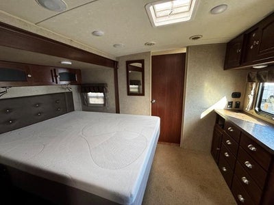 2016 ROCKWOOD WINDJAMMER Base