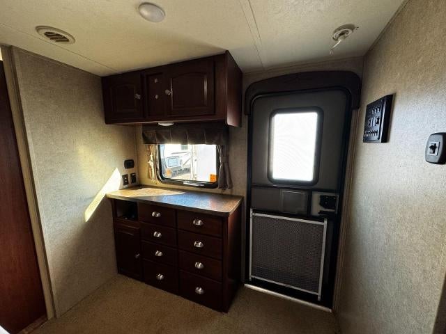 2016 ROCKWOOD WINDJAMMER Base