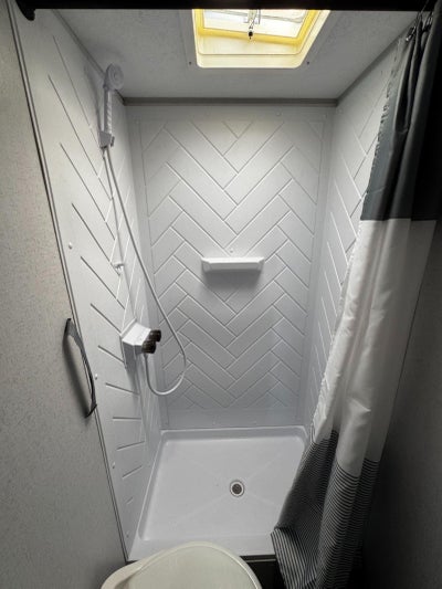 2022 FOREST RIVER SALEM Base