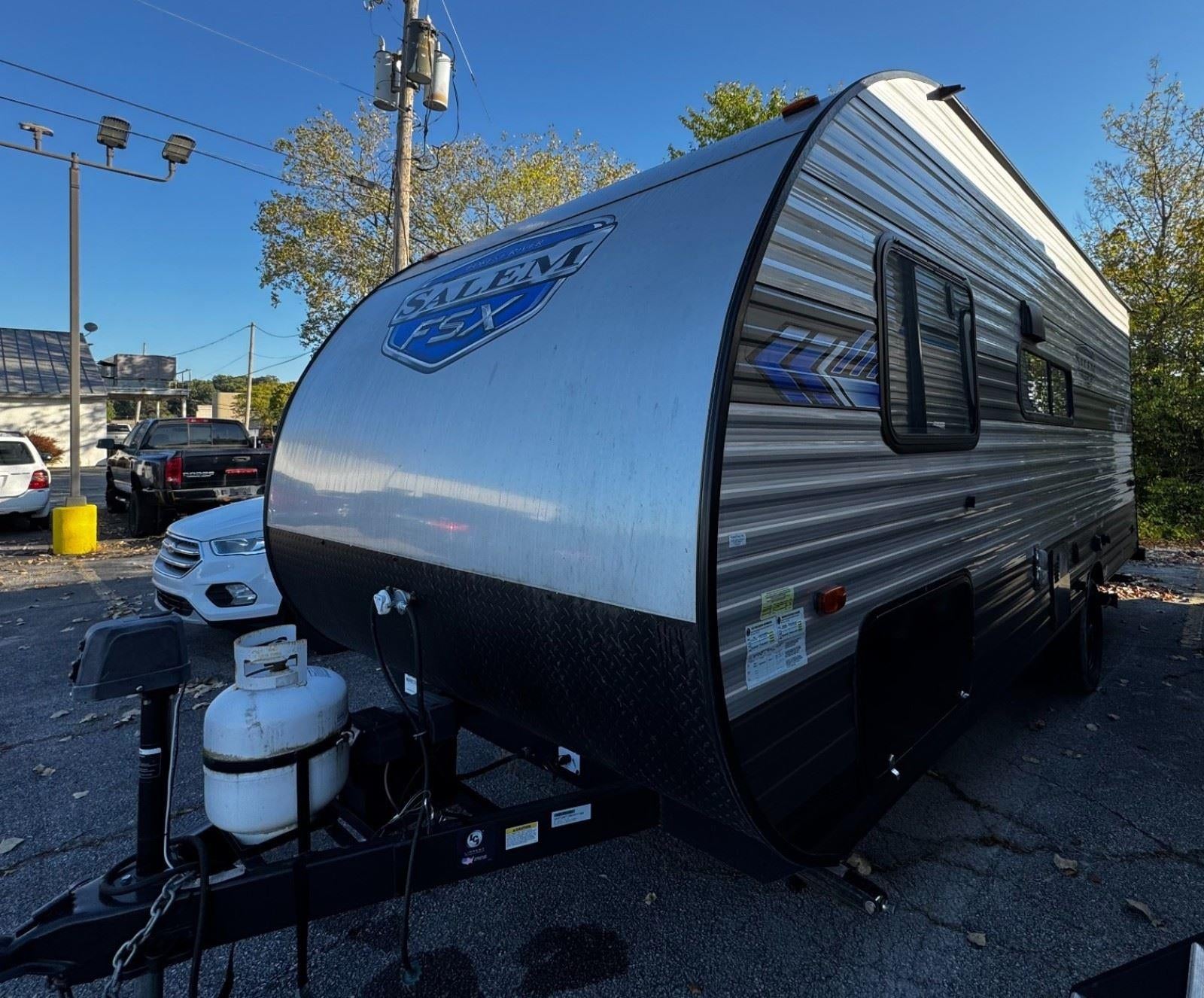 2022 FOREST RIVER SALEM Base