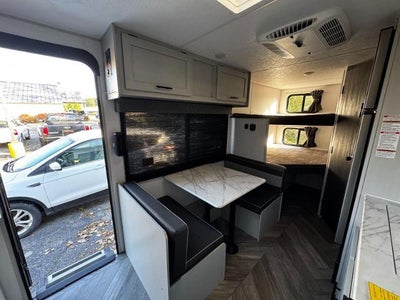 2022 FOREST RIVER SALEM Base