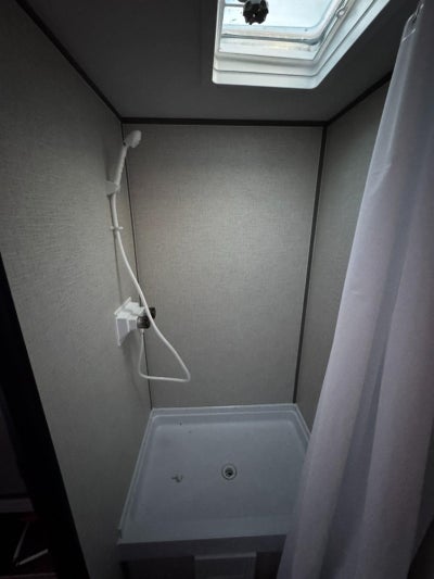 2023 KEYSTONE COLEMAN LANTERN Base