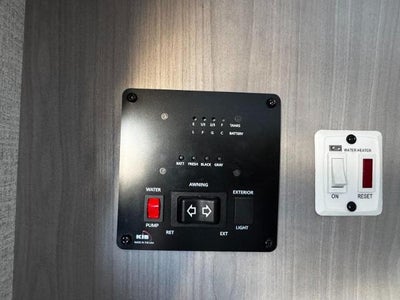 2023 KEYSTONE COLEMAN LANTERN Base