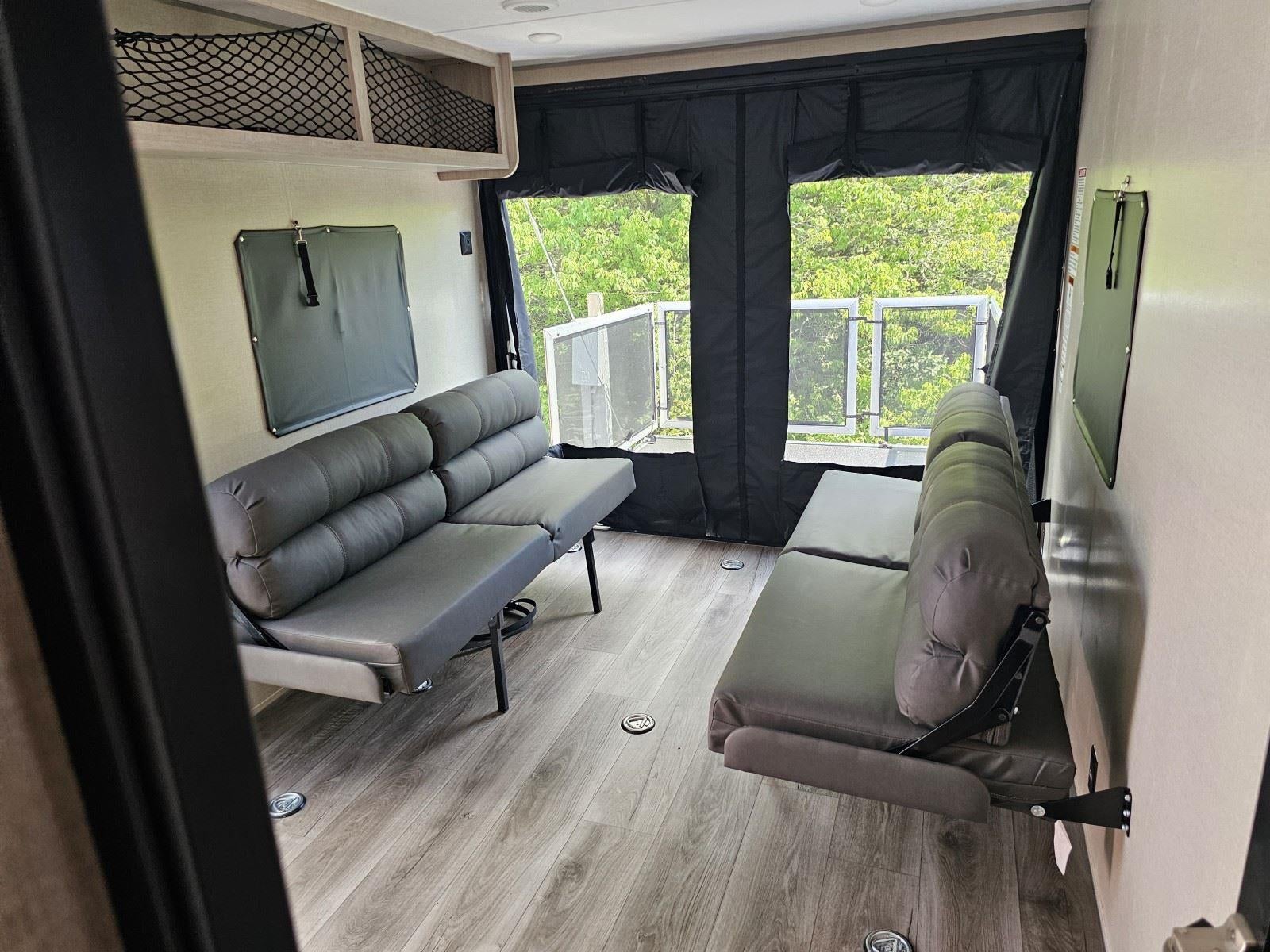 2023 COACHMEN CATALINA Base