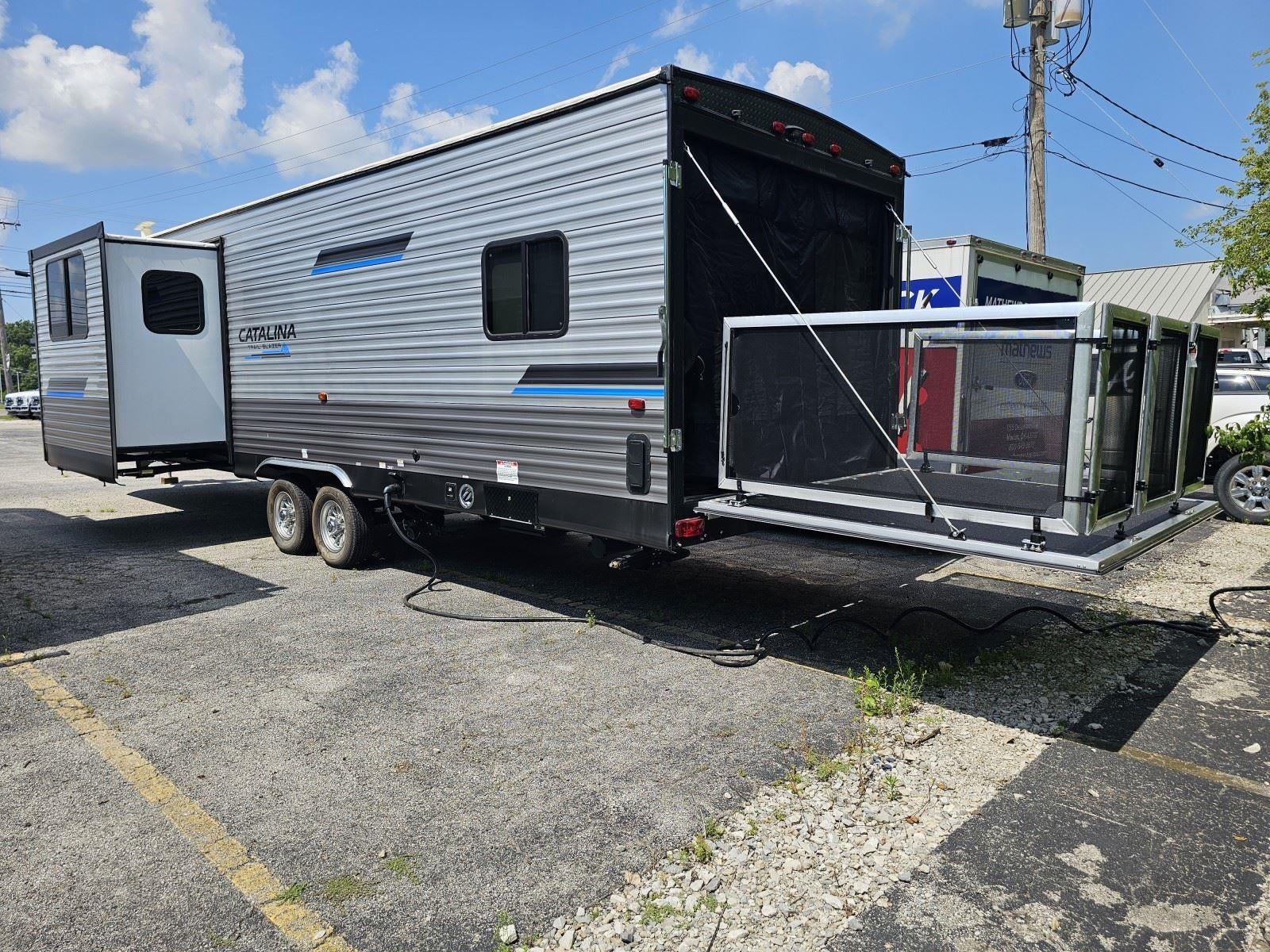 2023 COACHMEN CATALINA Base