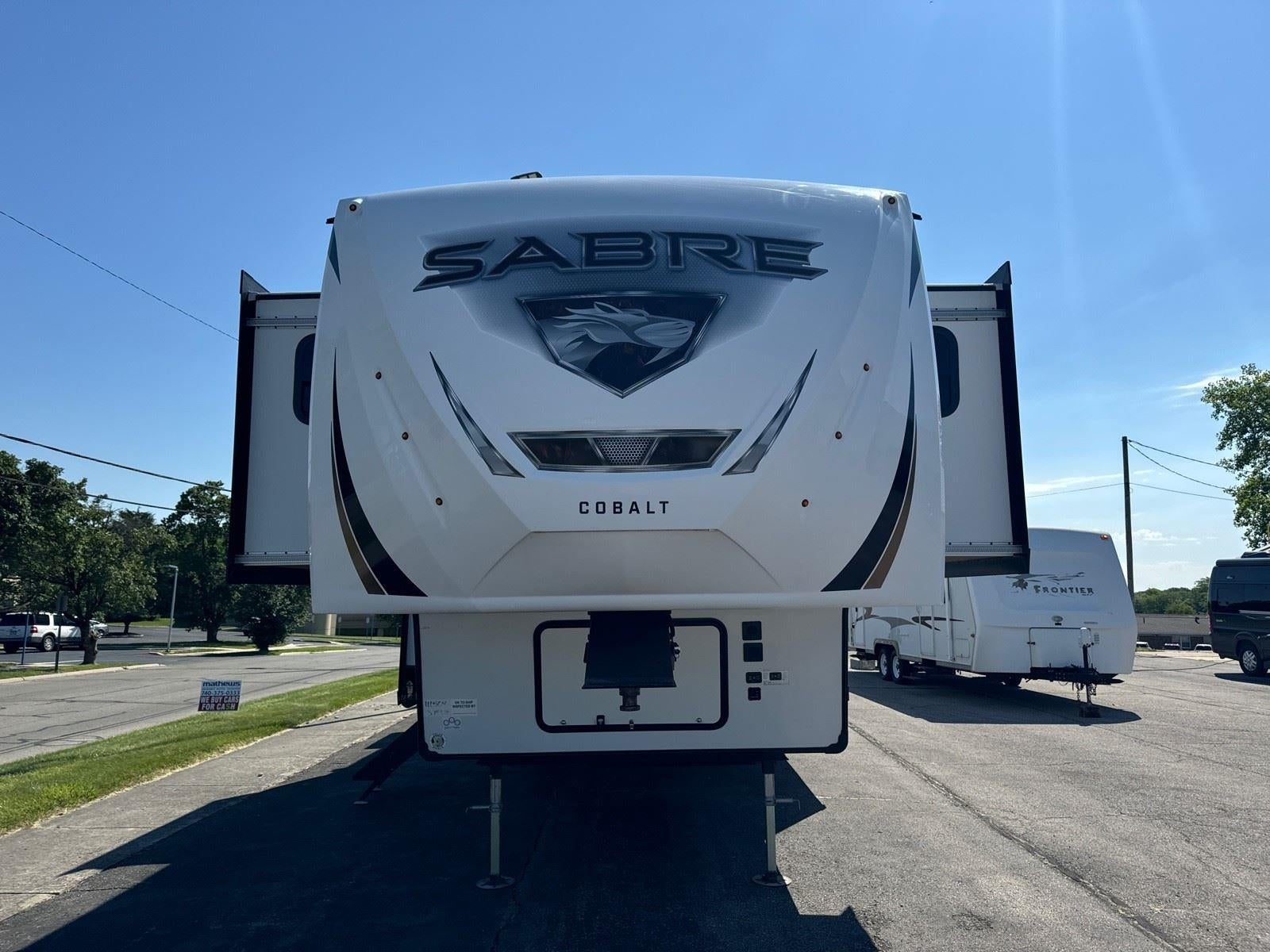 2022 FOREST RIVER SABRE Base