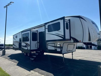 2022 FOREST RIVER SABRE Base