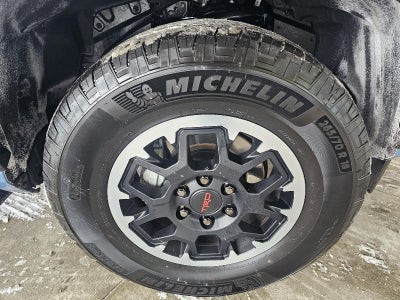 2025 Toyota 4Runner TRD Off-Road Premium HV