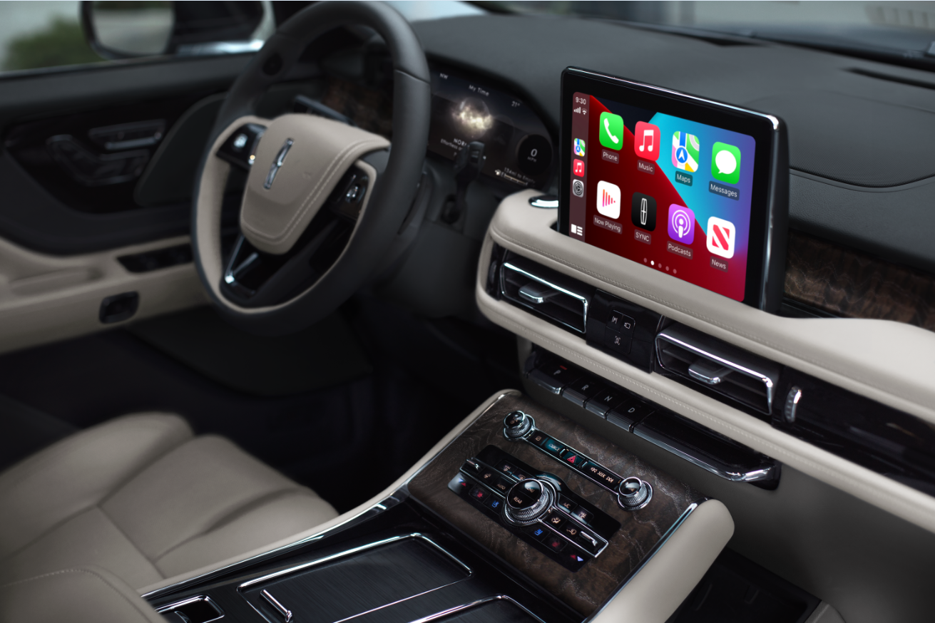 The interior of a Lincoln Aviator® SUV is shown with emphasis on the center touchscreen | Mathews Lincoln in Marion OH