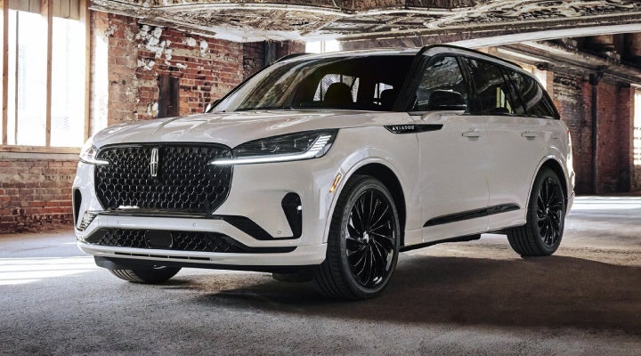A 2026 Lincoln Aviator® SUV is shown with the available Jet Appearance Package. | Mathews Lincoln in Marion OH