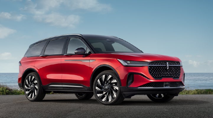 A 2026 Lincoln Nautilus® Reserve model is shown with the stylish available Jet Appearance Package. | Mathews Lincoln in Marion OH